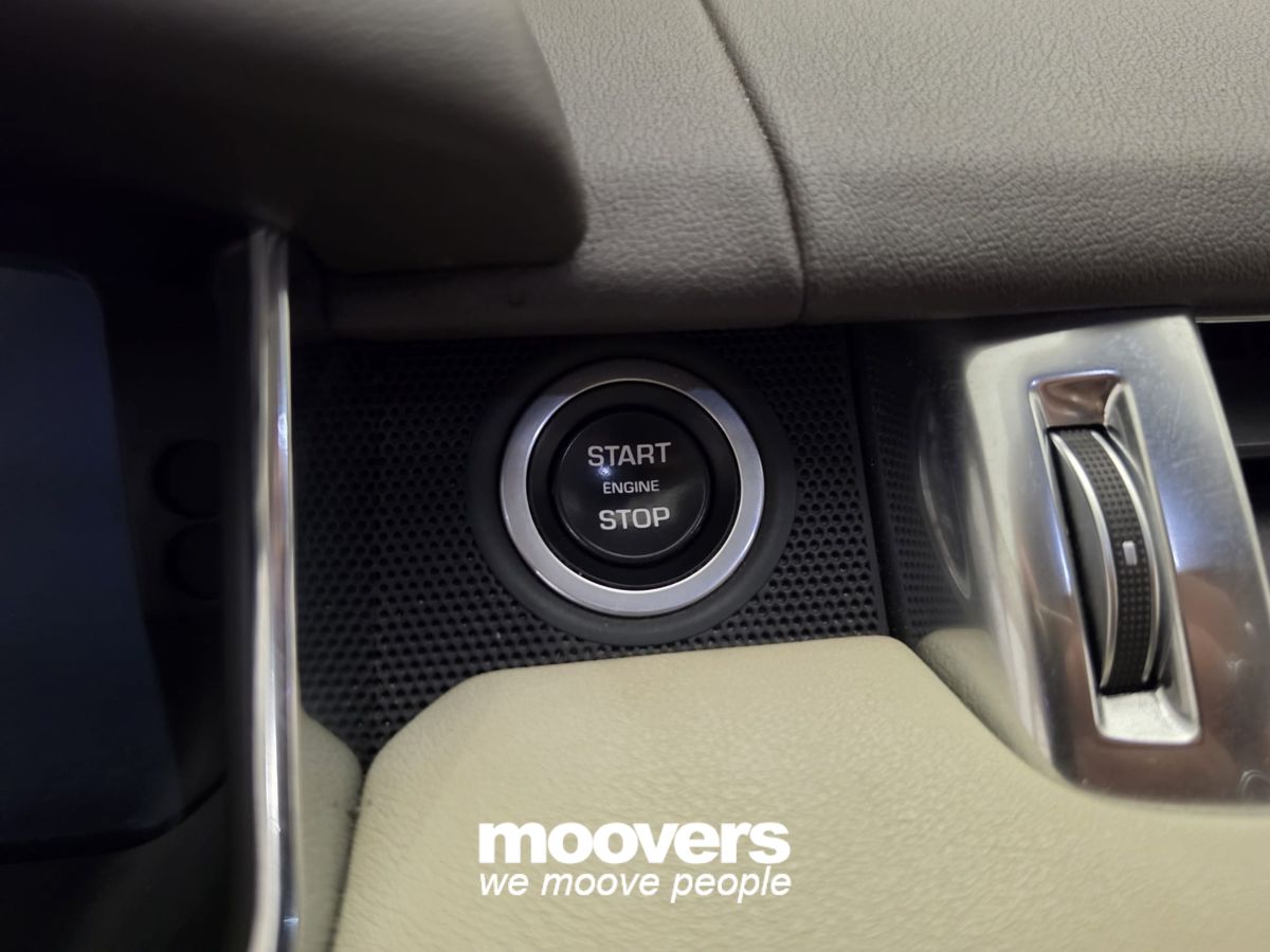 Land rover Range Rover Sport 3.0 TDV6 HSE Dynamic 
